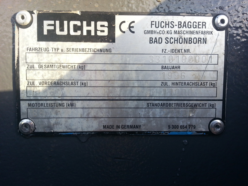 Fuchs MHL 331 z numerem seryjnym 001